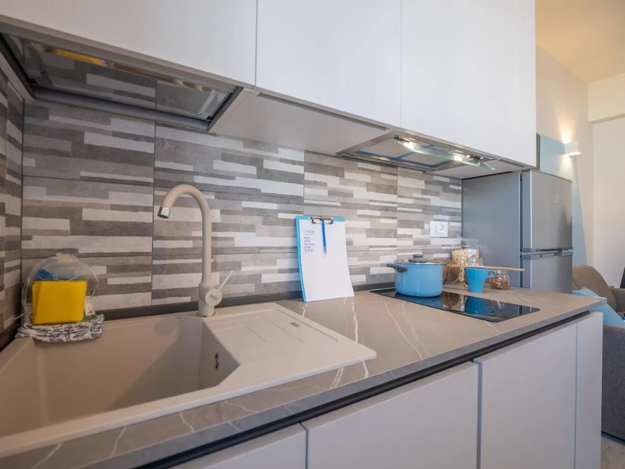 Babyaccommodation Family Panoramic IV Pietra Ligure Apartment