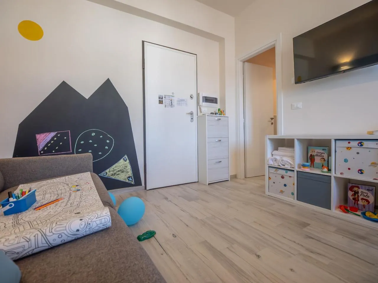 Apartment Babyaccommodation Family Panoramic IV Pietra Ligure